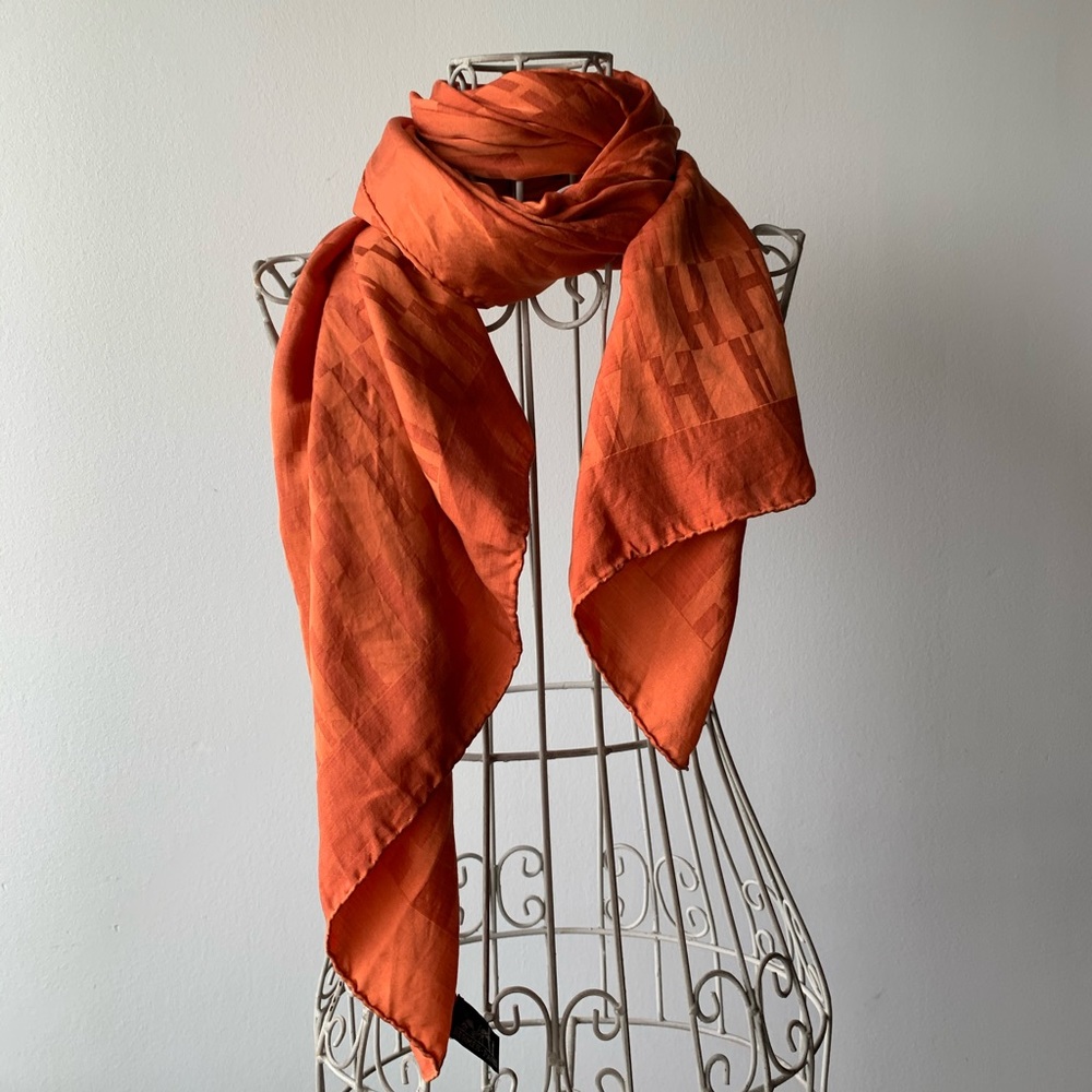 HERMÈS Scarf 6ft x27in. Authentic.